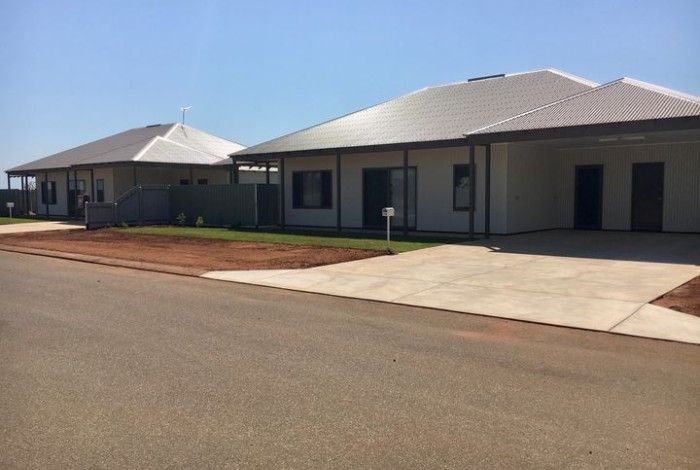 picture of newly constructed residential houses  