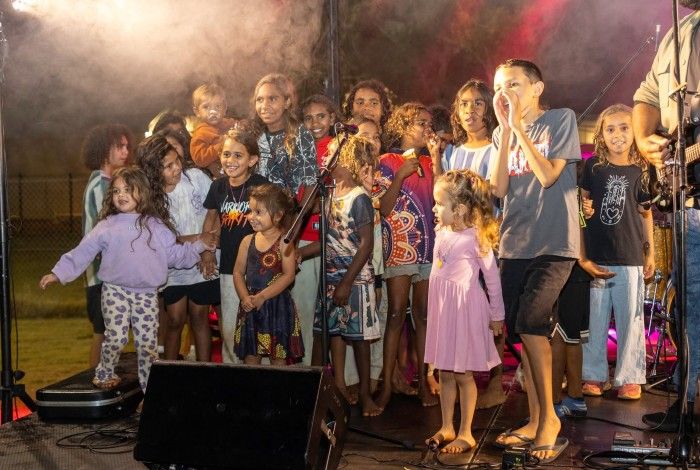 kids taking part in the NAIDOC week celebrations 